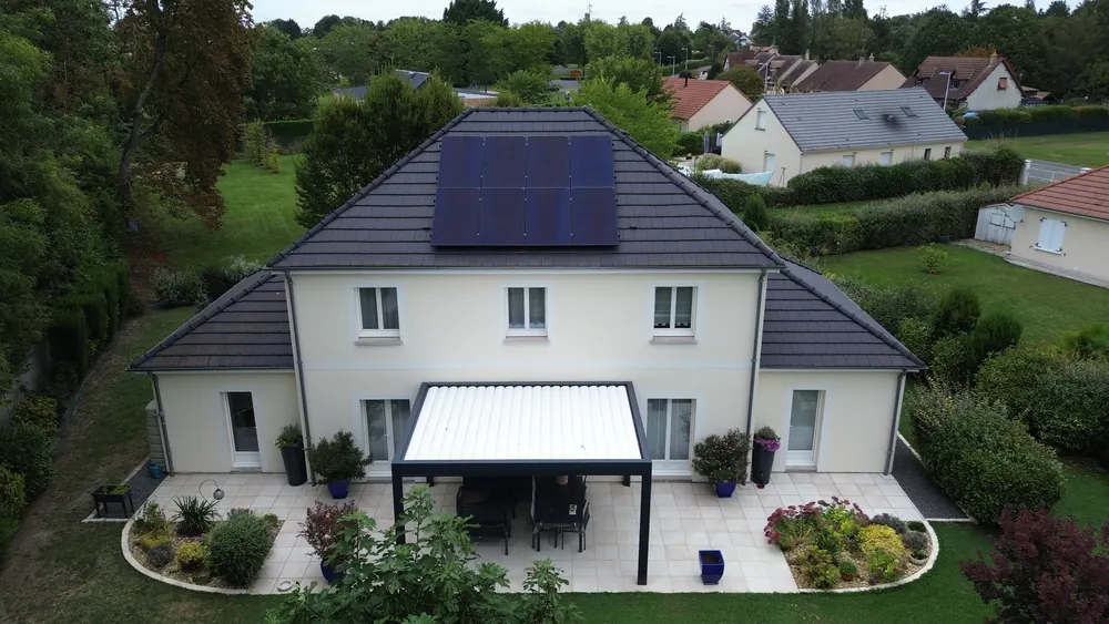 Installation photovoltaïque de 3 kWc à Saint-Doulchard (18)